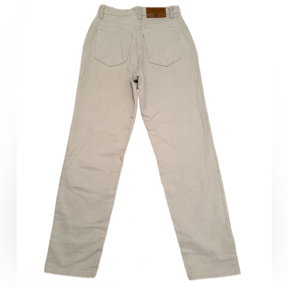 Faded Glory Women’s Straight / Skinny Denim Size 8, 27” waist Tan Jeans